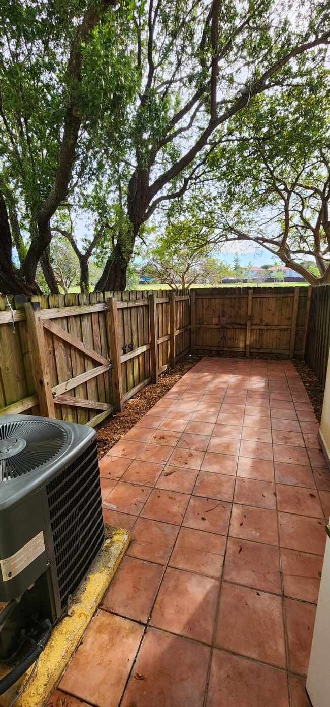 Photo - 7280 NW 174th Terrace