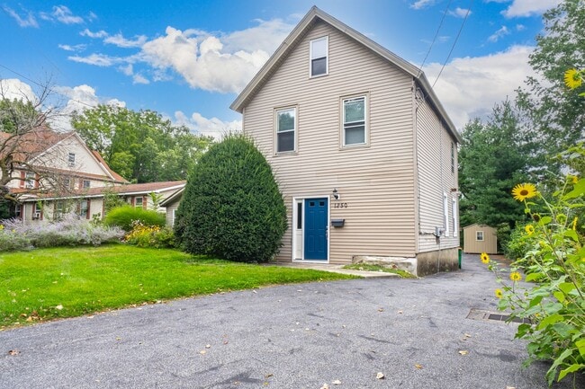 Photo - 4 Bedroom Single Family Home - Beacon NY