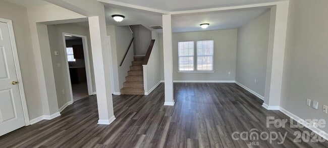 Photo - 4539 Springview Rd