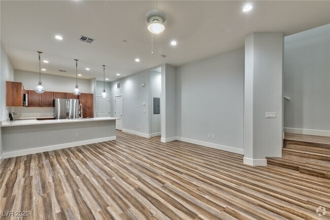 Building Photo - 6434 Spring Jog St Rental