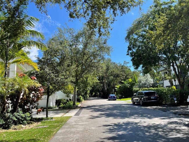 Photo - 1608 SE 2nd Ct