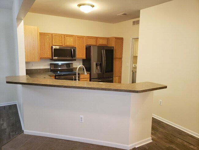 Photo - 15268 Yale Dr