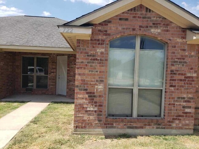 Photo - 712 Sharp St Rental