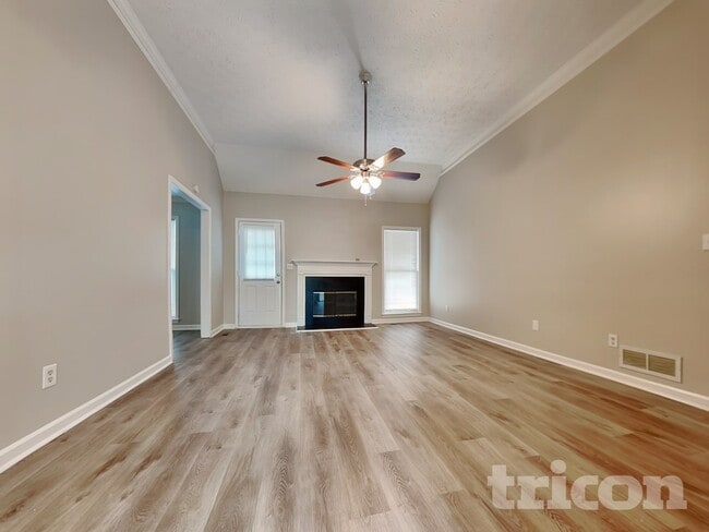 Photo - 40 Fair Ridge Ct