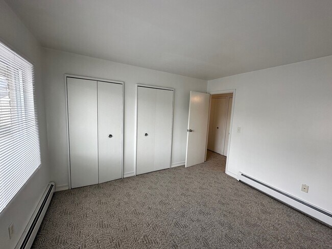 Photo - 121 W William St Unidad 303