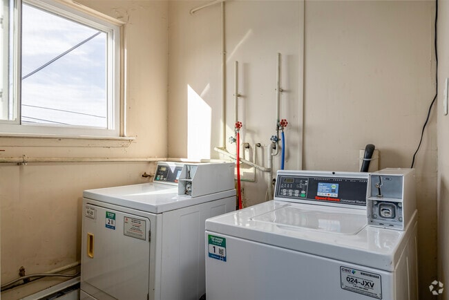 Shared Laundry - Fountain West Apartments