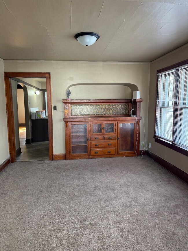 1574 S Union St Unit 2 Upper