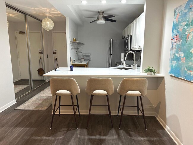 Photo - 5415 N Sheridan Rd Unit 5108