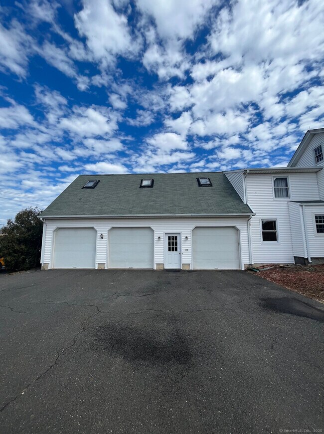 Photo - 299 Matson Hill Rd