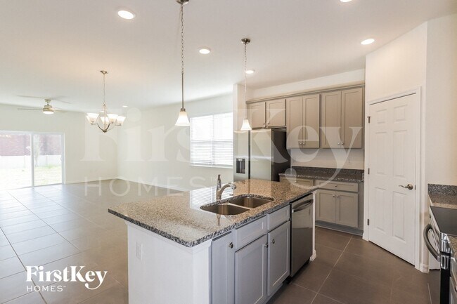 Photo - 113 Windsor Reserve Dr