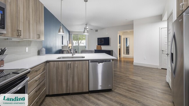 Photo - 2323 E Highland Ave Unidad 1502