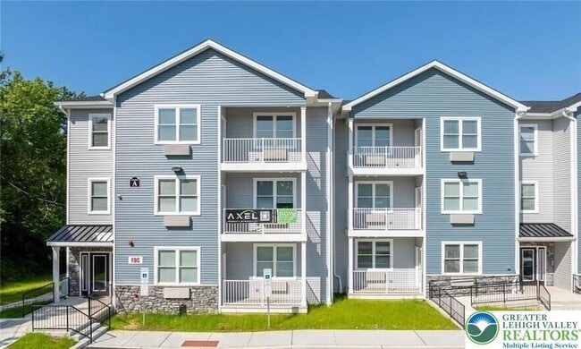 Photo - 948 N Front St