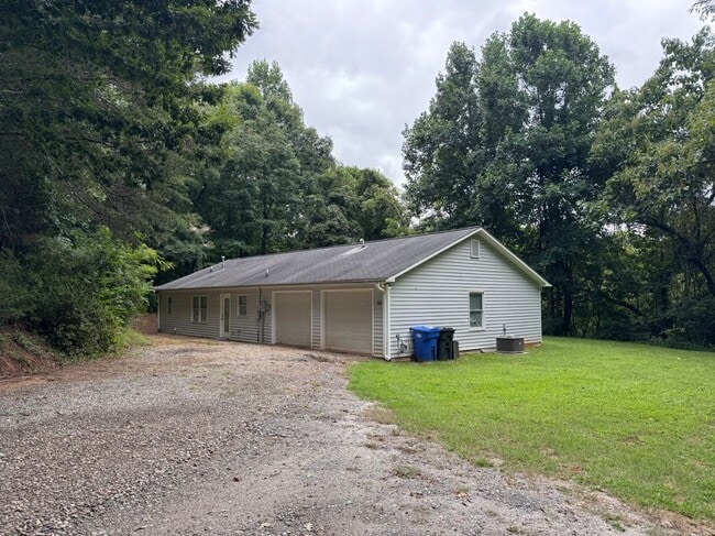 Building Photo - 169 Butterfield Cir Rental