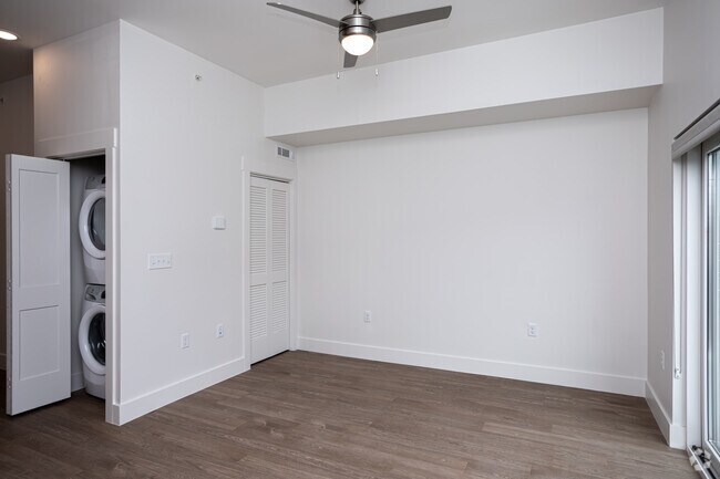 Studio, 1BA - 462 SF - Yellowstone