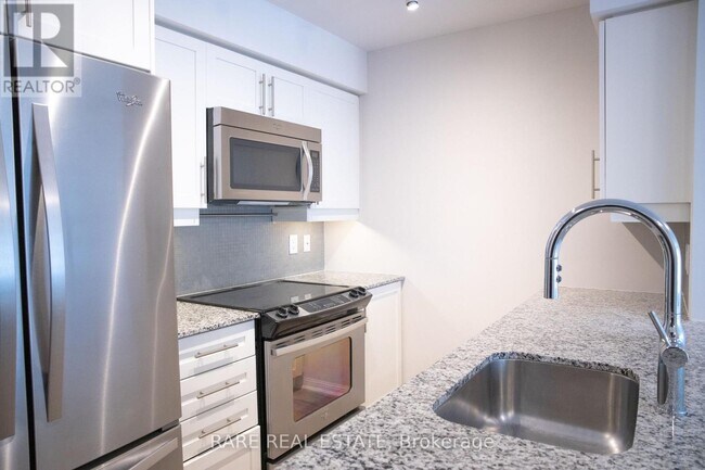 Photo - 35 Bastion St Unit 1203