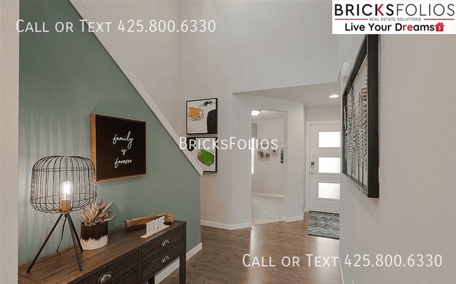 Photo - Experience Modern Comfort in Award winning...