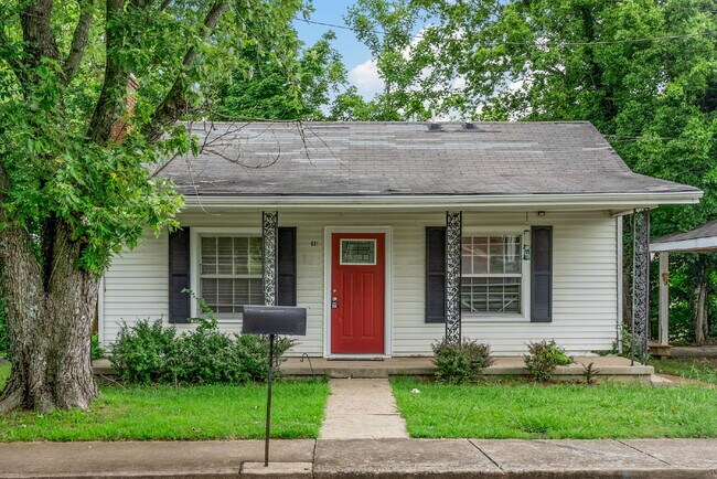 Charming 2 Bed, 1 Bath Clarksville Rental ... - Charming 2 Bed, 1 Bath Clarksville Rental ...