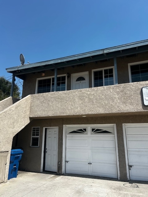 Building Photo - 10620 Downey Ave Unit Downey Ave