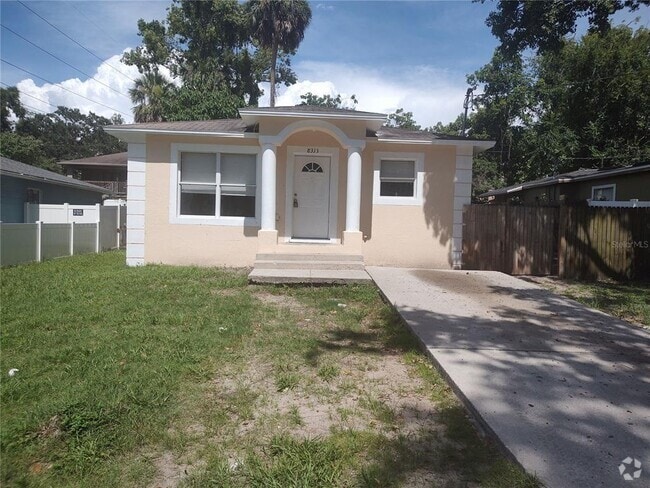 Building Photo - 8313 N 10th St Rental