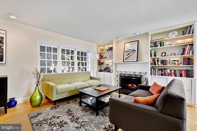 Photo - 6618 31st St NW