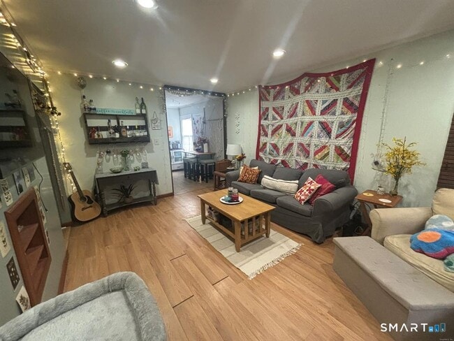 Photo - 53 Lynwood Dr