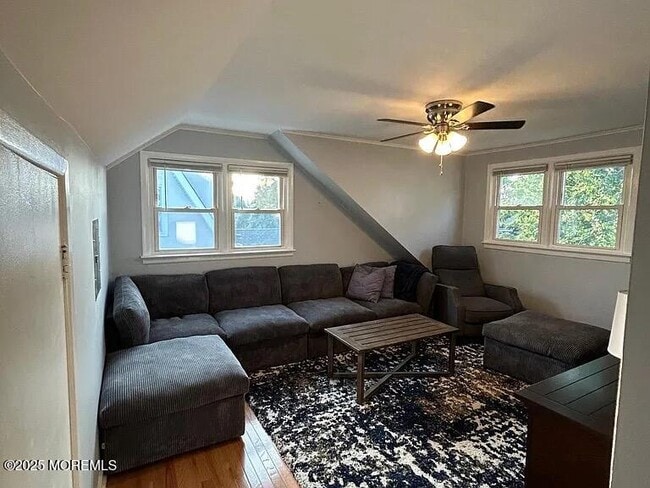 Photo - 1515 7th Ave