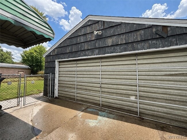 Photo - 3534 Ferry Ave