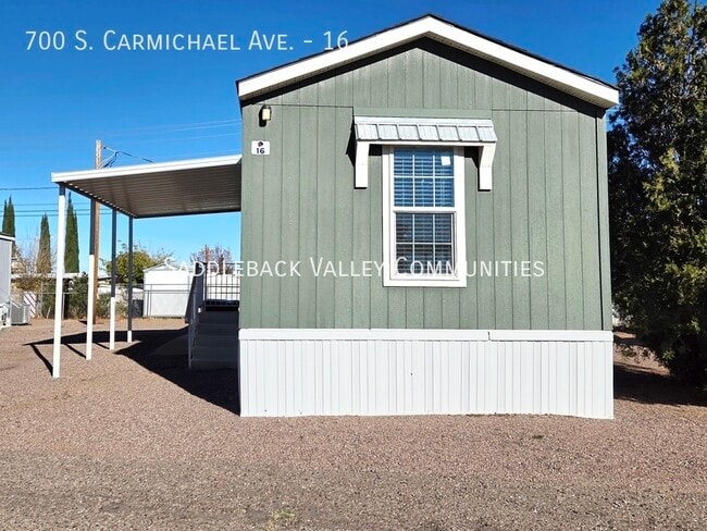 Building Photo - 700 S Carmichael Ave