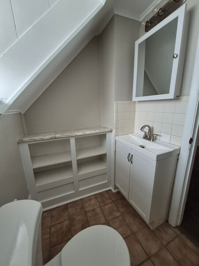 Photo - 512 S Washington St Unit 512-3 S Washington St