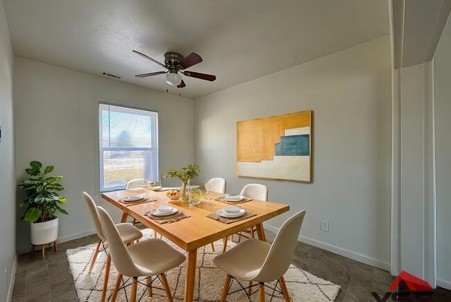 Eastpointe Apartments and Townhomes - Eastpointe Apartments and Townhomes