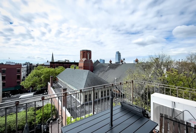 JAVA STREET - JAVA STREET Apartment Unit 6B
