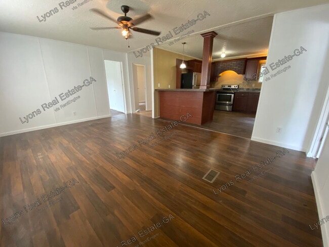 Photo - 1908 Mell Ave