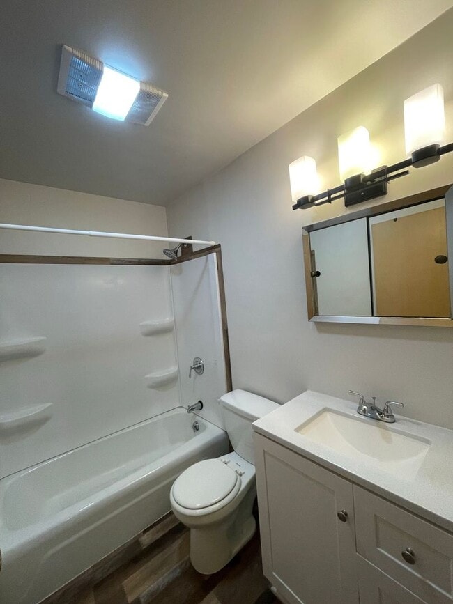 Photo - 416-418 N Main St. Unidad 416