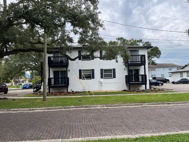 Photo - Port Tampa Flats