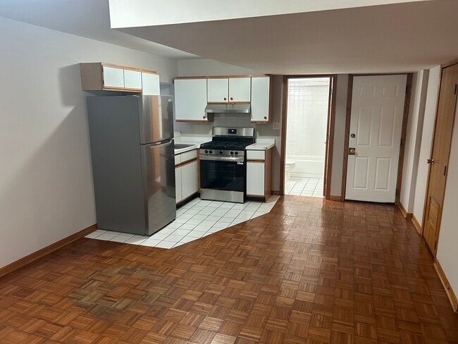 Photo - 1361 W Sunnyside Ave Unidad GDN