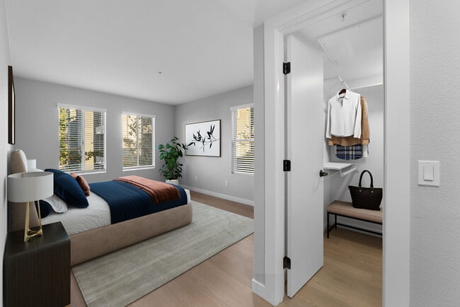 Building Photo - The Grand Costa Mesa Rental