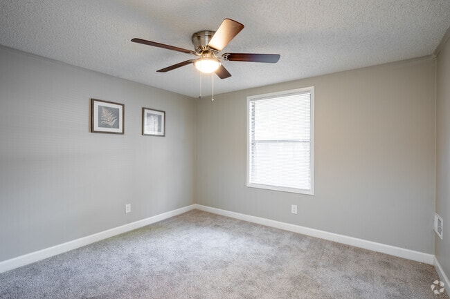 1BR, 1BA - 576SF