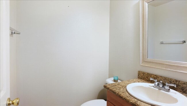 Photo - Beautiful Tri-Level Valencia Townhome with...