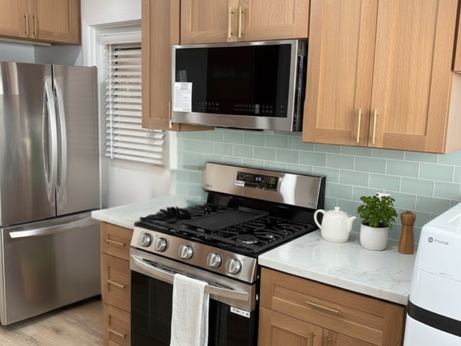 Photo - 1802 Ocean Park Blvd., Santa Monica, CA 90405