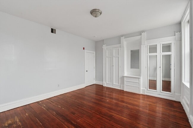 Photo - 1729 W Montgomery Ave Unit 2