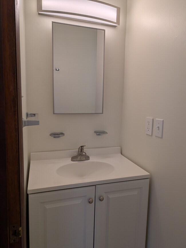 Baño - 3901 James St Unidad 6