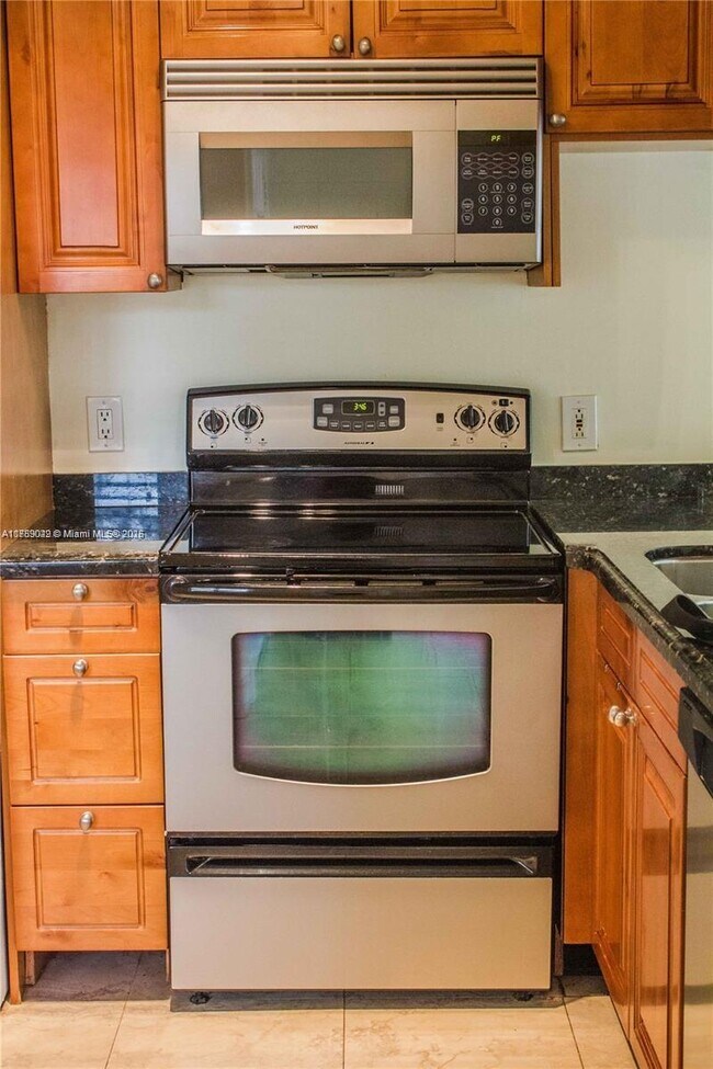 Photo - 1155 Coral Club Dr Unit 1155