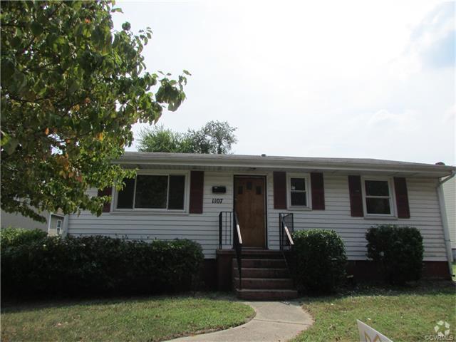 Building Photo - 1107 W Augusta Ave Rental