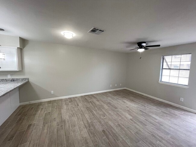 3001 E Price St Unit 12