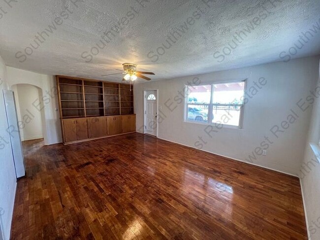 Photo - Beautiful Newly Renovated 3 Bedroom 2 Bath...
