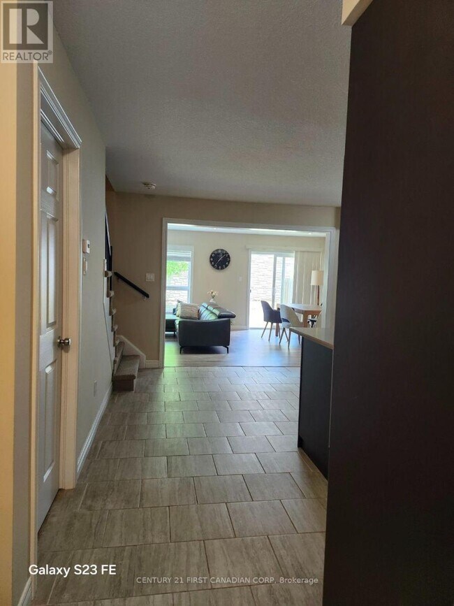 Photo - 1220 Riverbend Rd