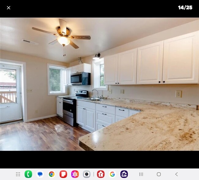 Kitchen - 123 2nd St S Unit 2