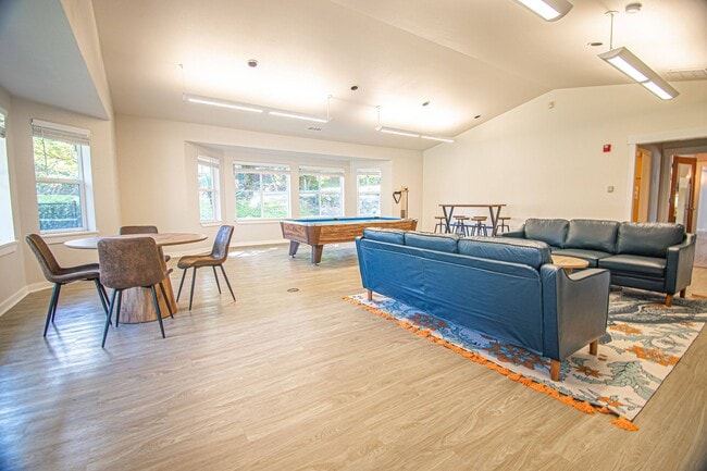 Photo - Troutdale Terrace