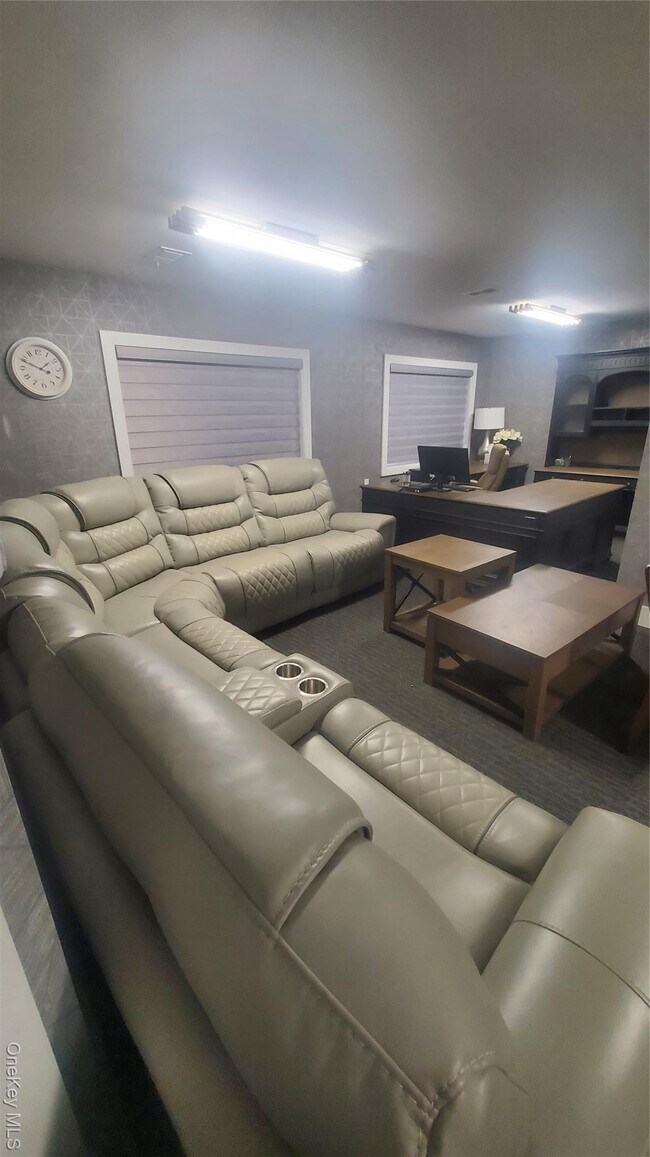 Photo - 702 Kennedy Dr