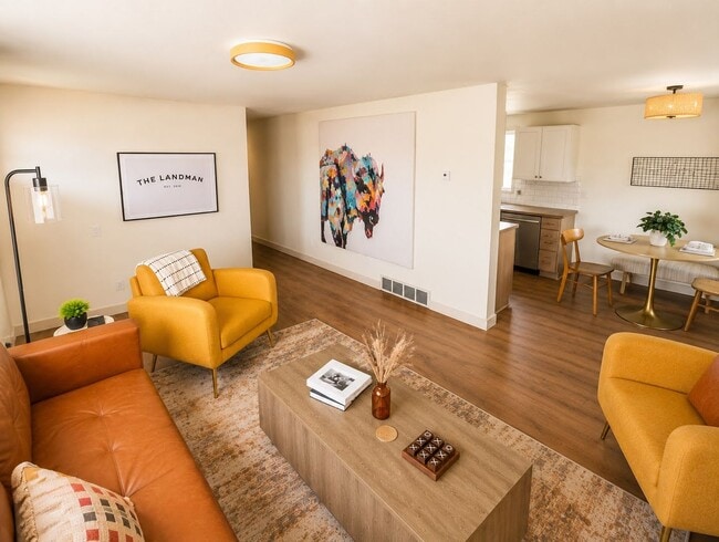 Photo - Fully Furnished 3BR | Renovated | All Utilities Included | Ideal for 30+ Day Stays